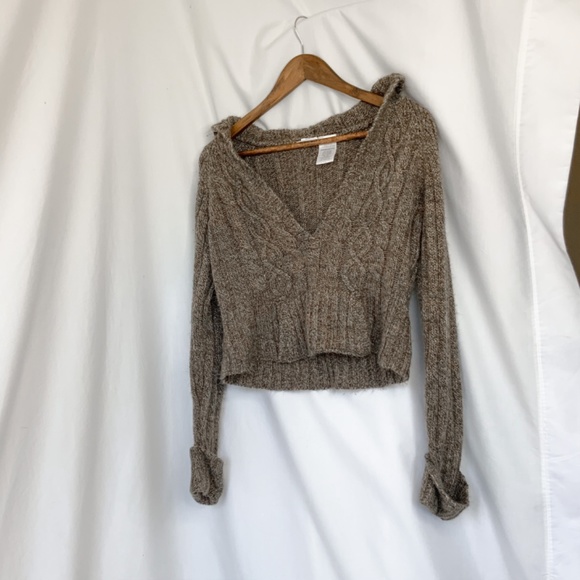 Brown cropped hooded Bella swan sweater - Picture 7 of 7
